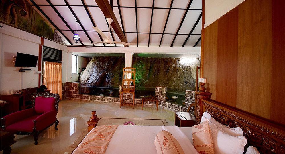Hotel Ella Mount Heaven Exterior foto